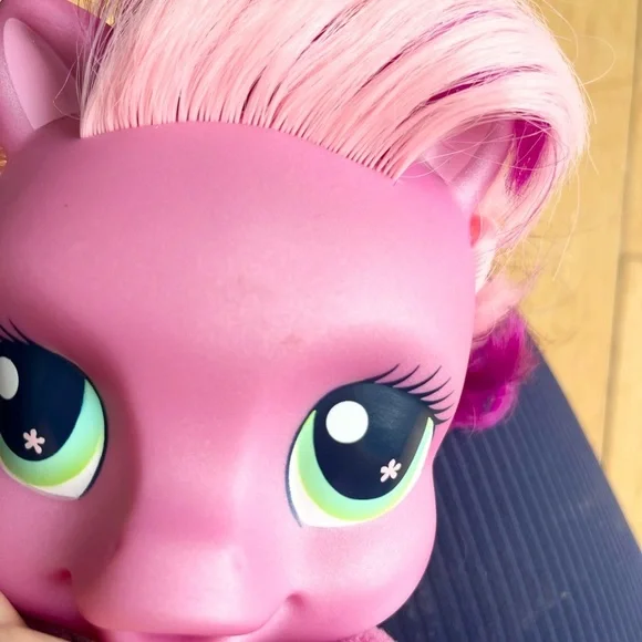 My Little Pony Vintage 2009 Y2K Baby 9" Hasbro Talking Plush Toy - Picture 7 of 7